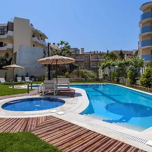 https://leonidas-apartments-rethymno.rethymnohotels.net