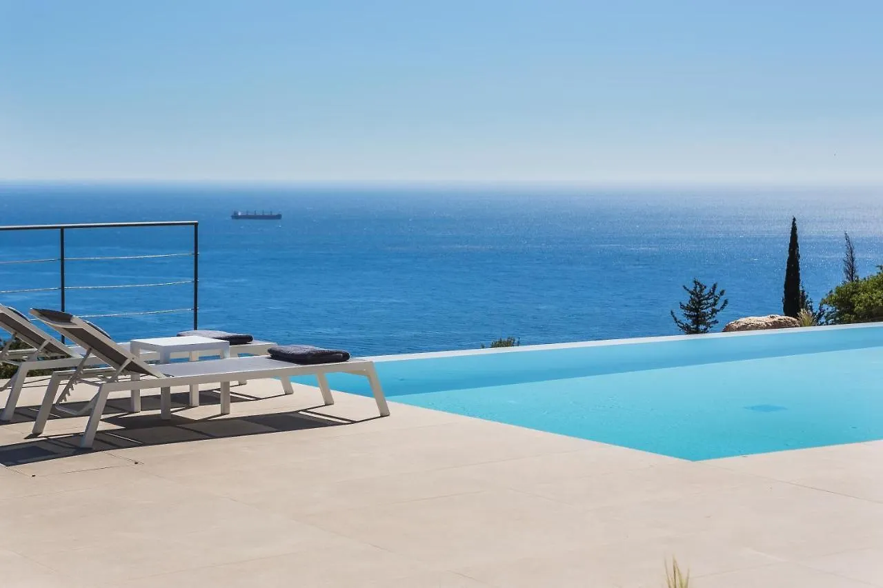 Kefalonian Escape Suites Valeriános