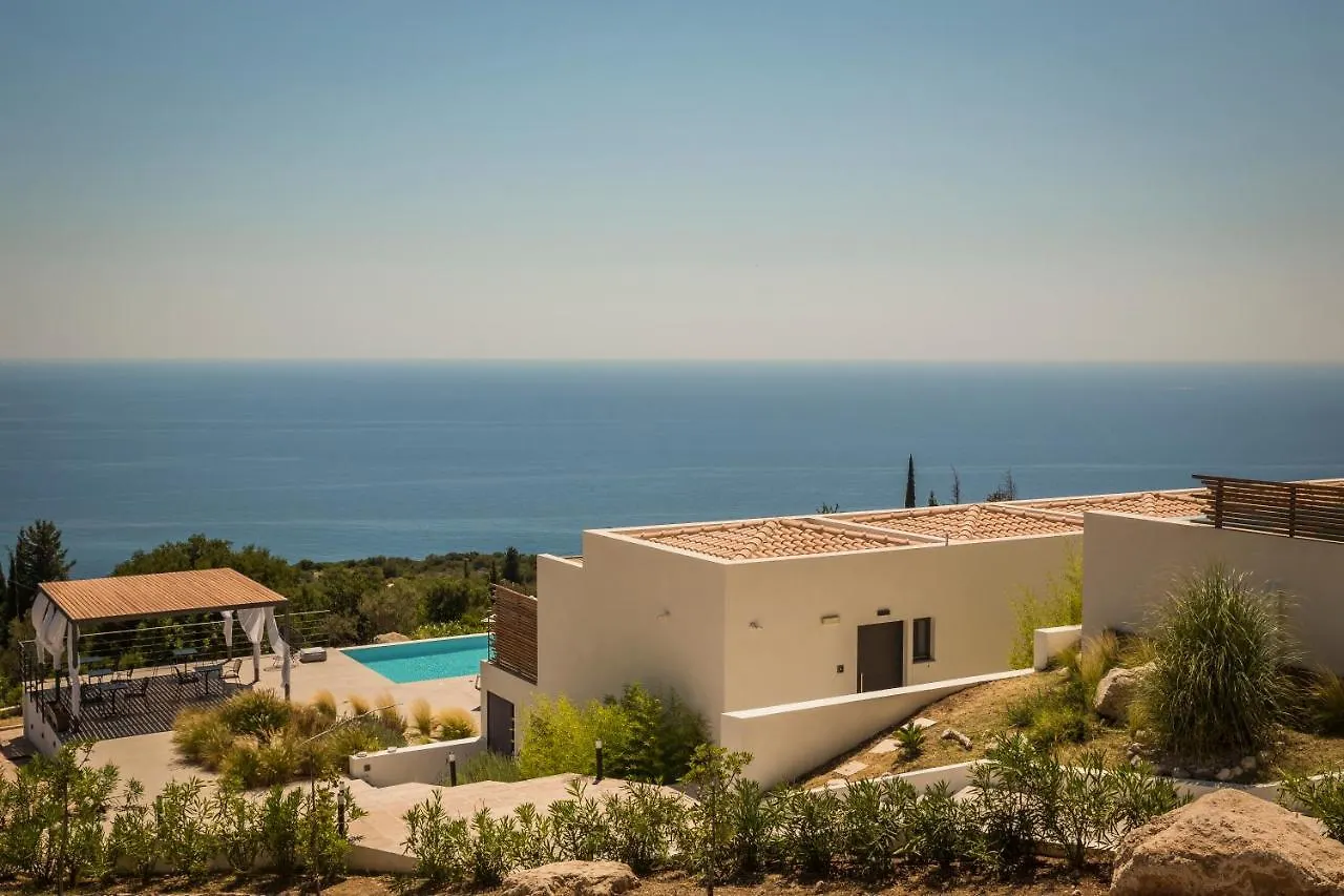 Kefalonian Escape Suites Valeriános